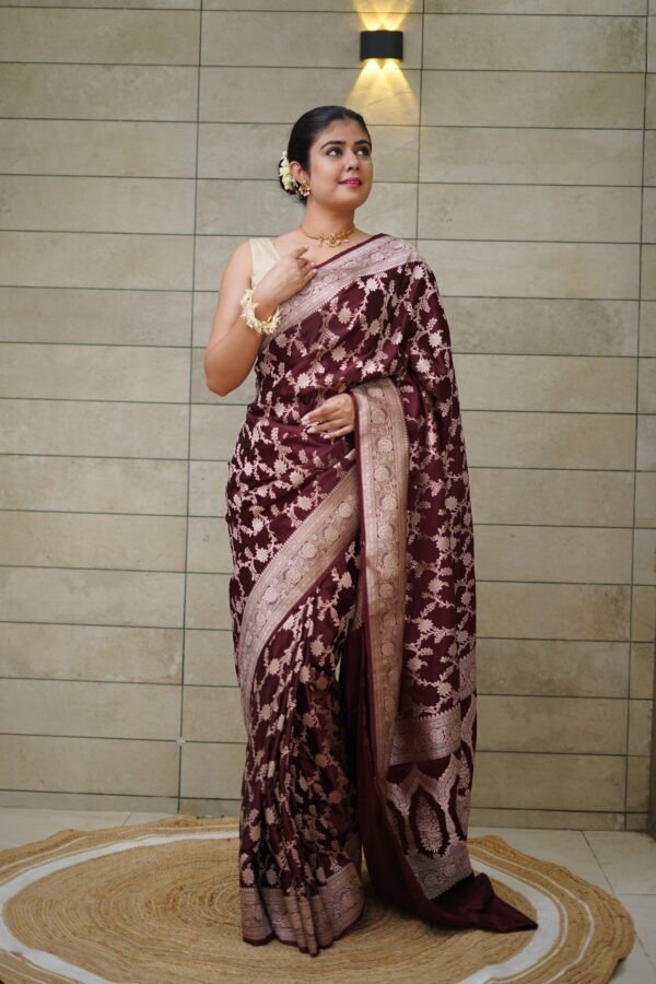 Hot Chocolate Colour Handloom Mushroo Banarasi Saree