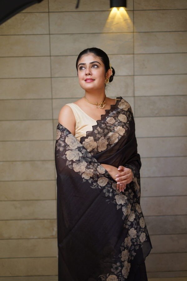 Black Colour Tussar Banarasi Saree